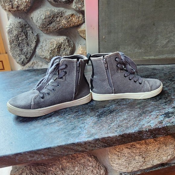 Cat & Jack Gray Canvas High-Top Sneakers Size 13 - Picture 11 of 16